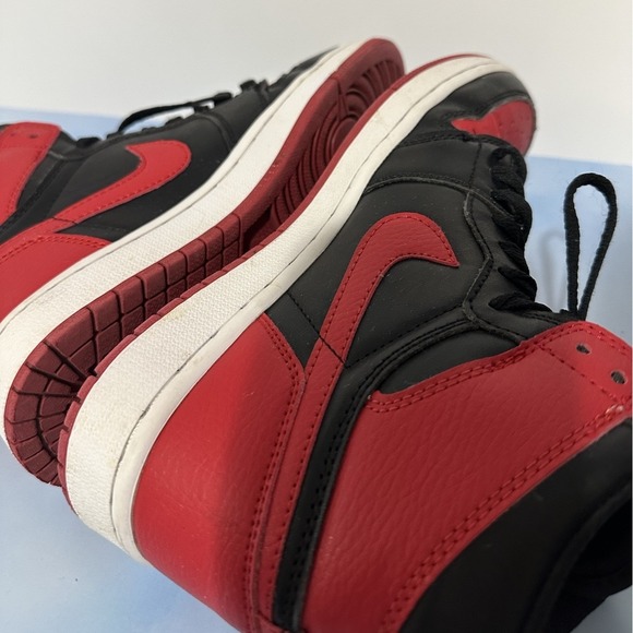 Men's Air Jordan 1 Retro '85 OG High Bred / Banned HV6674-067, Size 8 Red Black - Picture 8 of 10